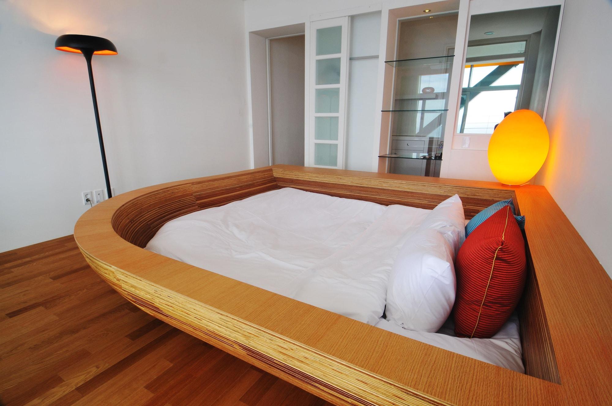 Haslla Art World Museum Hotel 3*