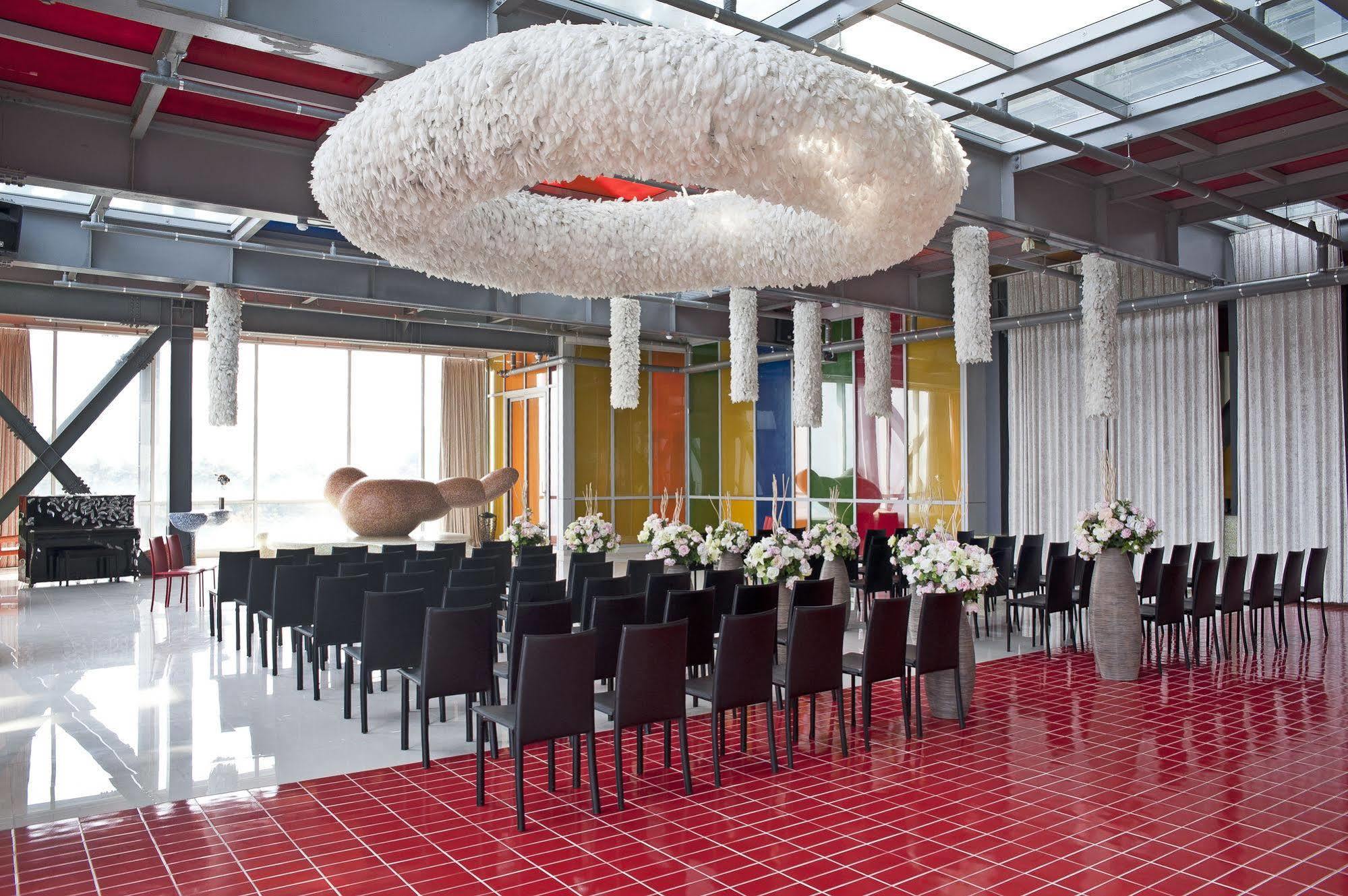 Hotel Haslla Art World Museum Gangneung